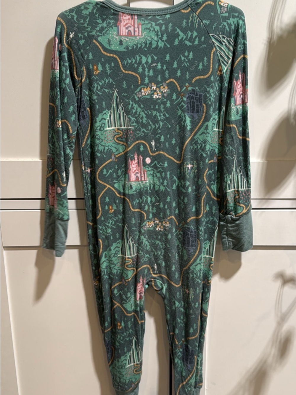 Little Crowns & Capes Wizard of Oz Bamboo Zippie - Picture 4 of 5